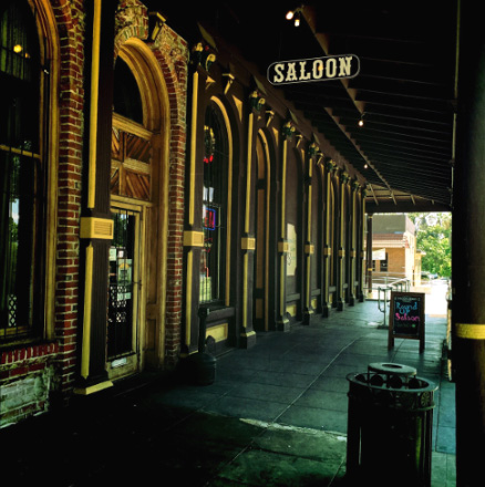 nighttime street shot of a saloon in redbluff